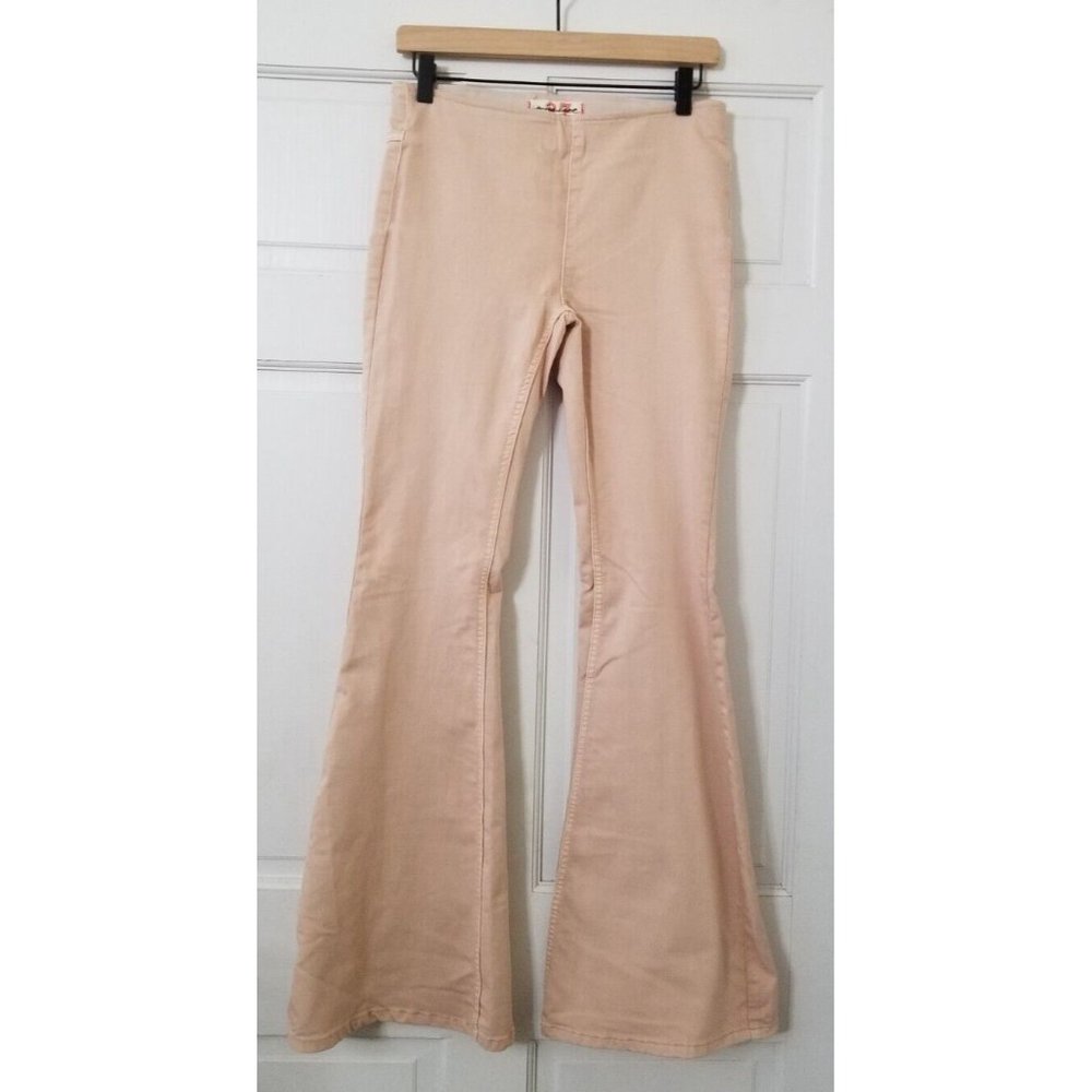 Free People Penny Pull-On Flare Jeans Size 27 in Soft Pink - Picture 2 of 3